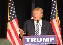 Trump uspokaja: Kryzys związany z koronawirusem wkrótce się zakończy