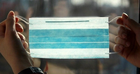 "Żaden transport maseczek nie został zablokowany w Polsce"