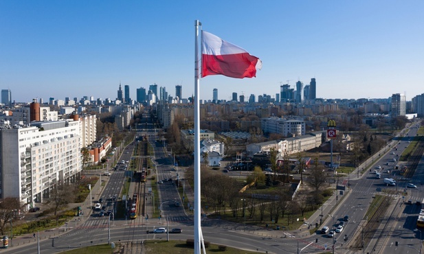 MZ: Bilans potwierdzonych przypadków koronawirusa wzrósł do 1085; zmarła 15. osoba