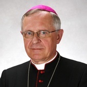 Zarządzenie biskupa dotyczące sprawowania czynności liturgicznych w nowej sytuacji