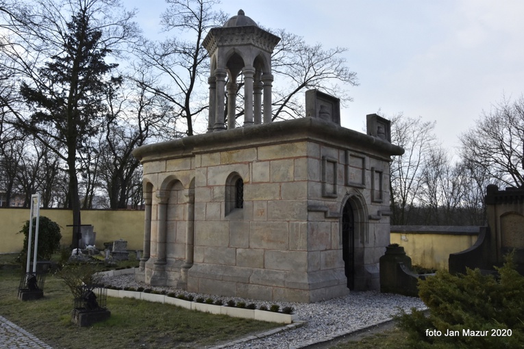 Piękne zabytki diecezji. Wizyta w kaplicy Bożego Grobu w Żaganiu