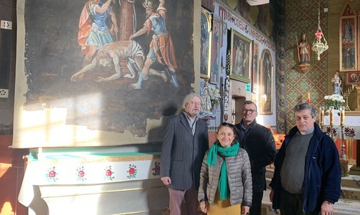 Zasłona wielkopostna z Łopusznej. Zabytek, jakich mało