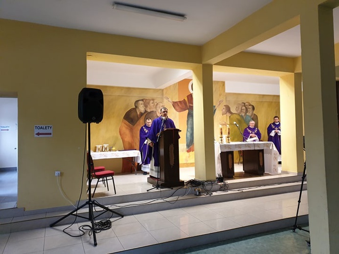 Niedzielne Msze św. w czasie pandemii kornawirusa