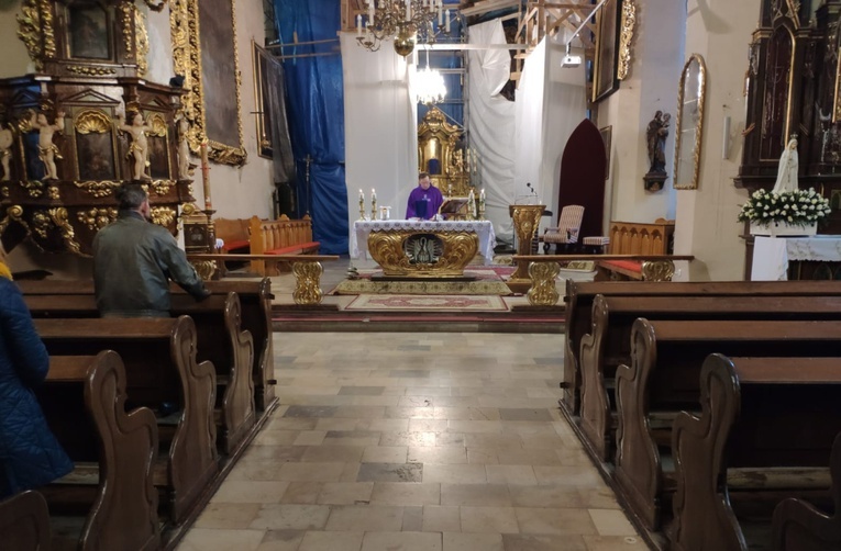 Niedzielne Msze św. w czasie pandemii kornawirusa