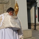 Błogosławieństwo i Koronka do Bożego Miłosierdzia z wieży konkatedry w Żywcu