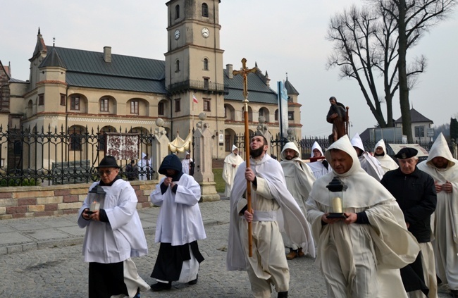 Przebłagalna procesja cystersów z Wąchocka