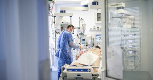 Francja czwartym krajem, w którym liczba zgonów na Covid-19 przekroczyła 3 tys.