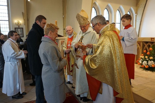 Bp Marek Mendyk w obiektywie Gościa Niedzielnego