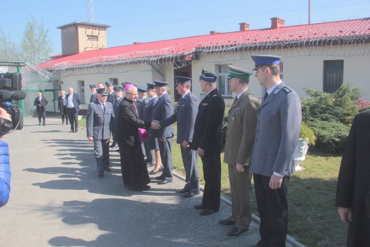 Bp Marek Mendyk w obiektywie Gościa Niedzielnego