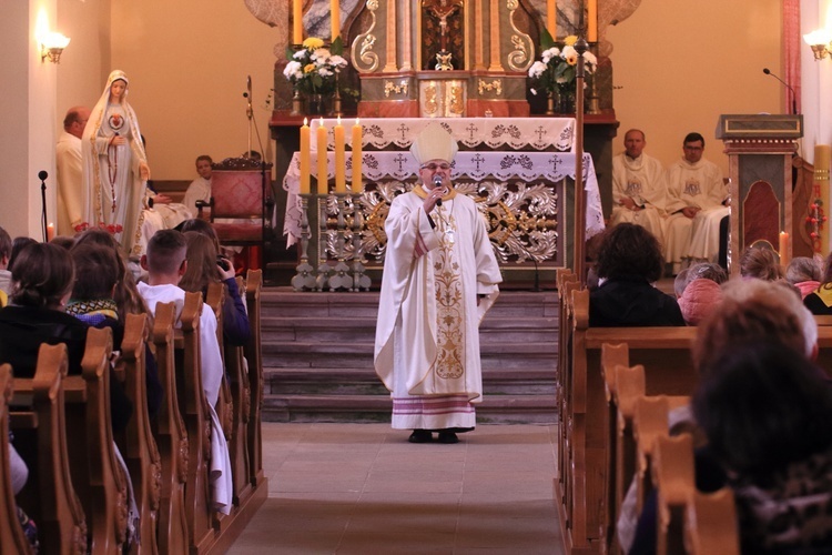 Bp Marek Mendyk w obiektywie Gościa Niedzielnego