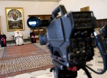 Papież modlił się za pracowników mediów