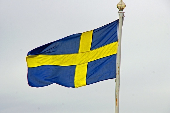 W Szwecji spór o liberalny model walki z koronawirusem