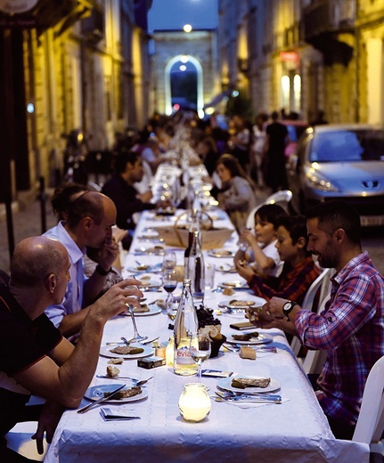 Festiwal winobrania "La rue gourmande" w Bordeaux. 
30.09.2016, Francja