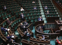Sejm za kolejnymi zmianami w tarczy antykryzysowej