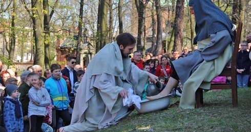 Chwalebne Misterium - przenieś się do Piekar i do Jerozolimy