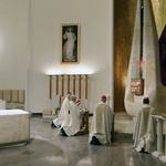 Msza święta Wieczerzy Pańskiej w katowickiej katedrze.