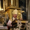 Abp Marek Jędraszewski: Eucharystia jest zobowiązaniem, z którego wypływa miłość