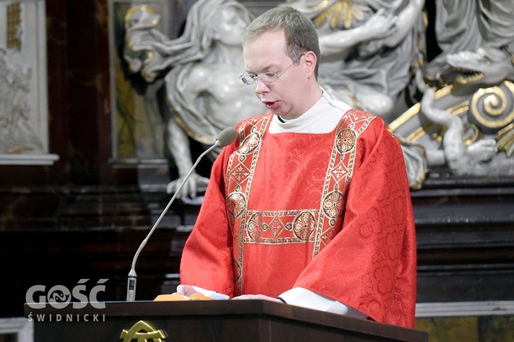 Wielkopiątkowa ciemna jutrznia w katedrze świdinckiej