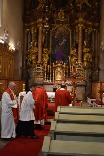 Liturgia Wielkiego Piątku w Paradyżu