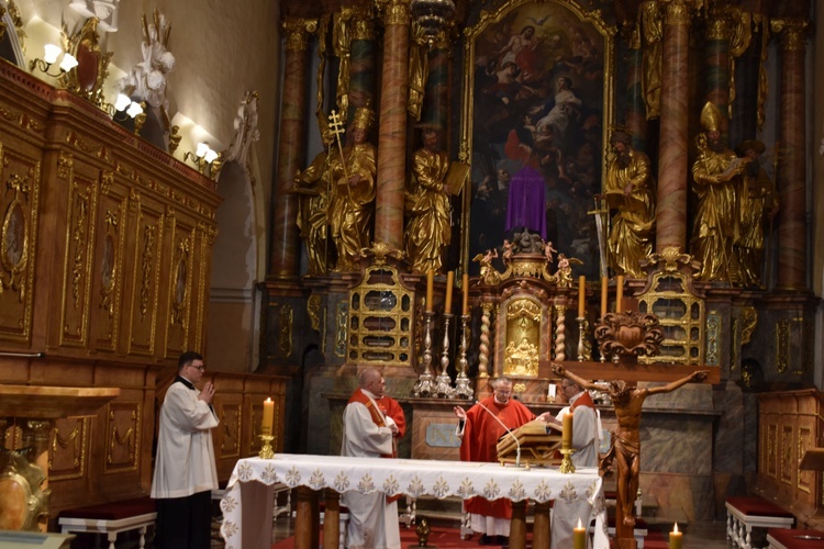 Liturgia Wielkiego Piątku w Paradyżu