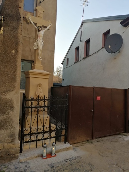 Renowacja zabytkowego krzyża górniczego w Tarnowskich Górach
