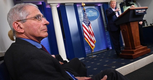 USA: Rekordowe 2108 zgonów na Covid-19 w ciągu ostatniej doby