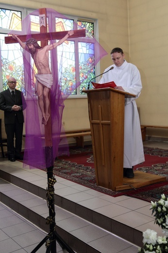 Liturgia Wielkiego Piątku u Franciszkanów