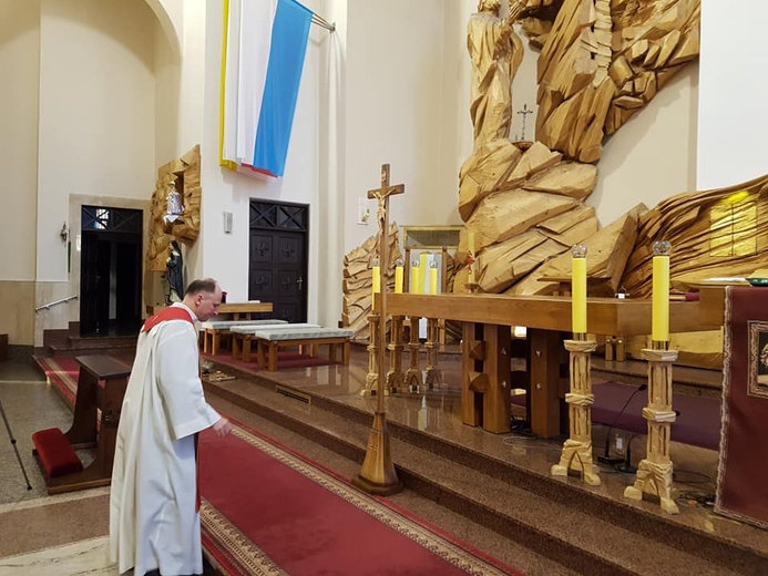 Wielki Piątek w parafii pw. Pierwszych Męczenników Polski w Gorzowie