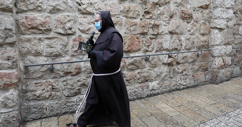 Jerozolima: Droga Krzyżowa w deszczu, bez pielgrzymów