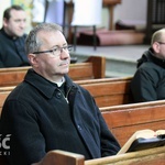 Wielkosobotnia ciemna jutrznia w katedrze świdnickiej