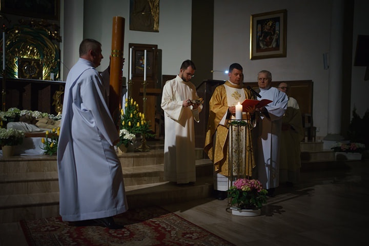 Wigilia Paschalna w kościołach diecezji