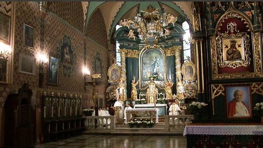 Liturgia Wigilii Paschalnej w konkatedrze w Żywcu - 2020