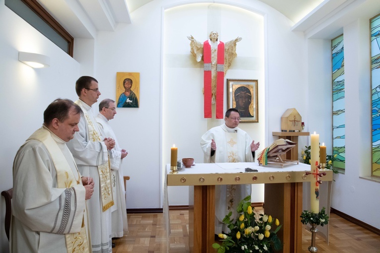 Ewangelizacja wg Jezusa: Towarzyszenie, rozeznanie, wejście w relację, Eucharystia 