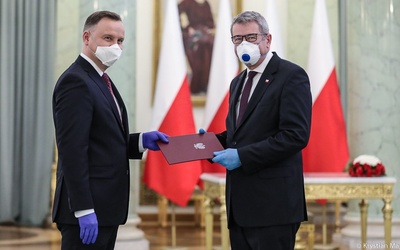 Wojciech Murdzek odbiera nominację od Prezydenta Polski.