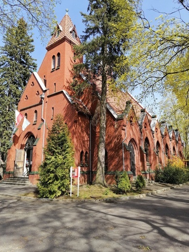 Parafia pw. Miłosierdzia w Bobowicku