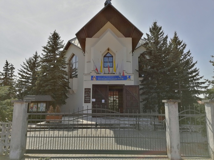 Parafia pw. Miłosierdzia w Bobowicku