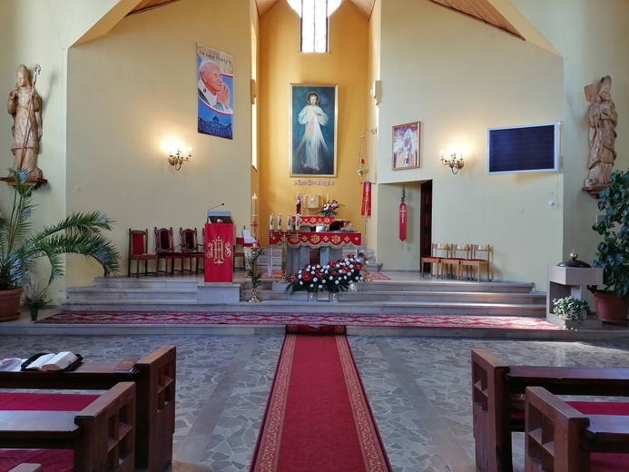 Parafia pw. Miłosierdzia w Bobowicku