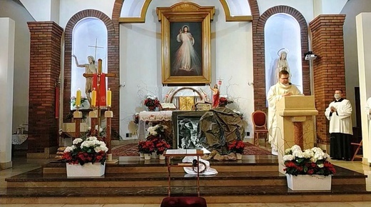 Odpustowa niedziela w parafii Miłosierdzia Bożego w Sułkowicach-Łęgu