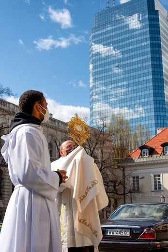 Błogosławieństwo w Niedzielę Miłosierdzia Bożego