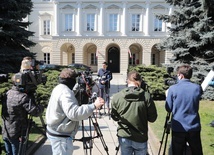 Rzecznik MZ: Udało nam się ograniczyć transmisję poziomą koronawirusa