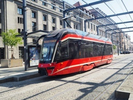 Nowy tramwaj wyjechał na tory w aglomeracji górnośląskiej