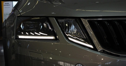 Czechy. Škoda ofiarowała 100 octavii dla medyków