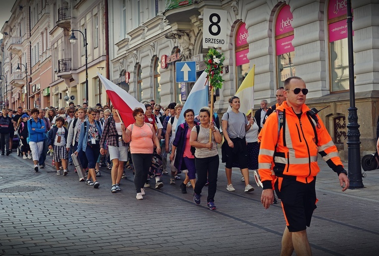 PPT. 60 kilometrów do Częstochowy