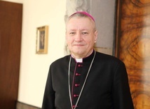 Biskupi z Katowic wzywają do odnowienia relacji z Jezusem i karmienia się Słowem Bożym 