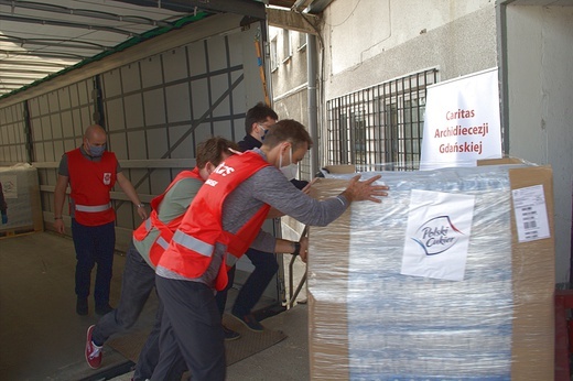 "Polski Cukier" podarował żywność dla gdańskiej Caritas