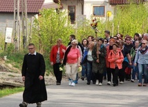 W tym roku takie pielgrzymowanie jest niemożliwe, ale są inne możliwości...