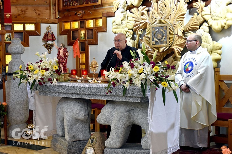 Msza św. w sanktuarium Matki Bożej Dobrej Rady w Sulistrowiczkach