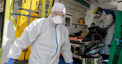 1883 nowe zgony na Covid-19 w ciągu doby w USA