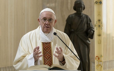 Papież modlił się o przezwyciężenie konfliktów między politykami