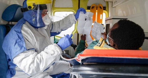 1435 nowych zgonów na Covid-19 w USA